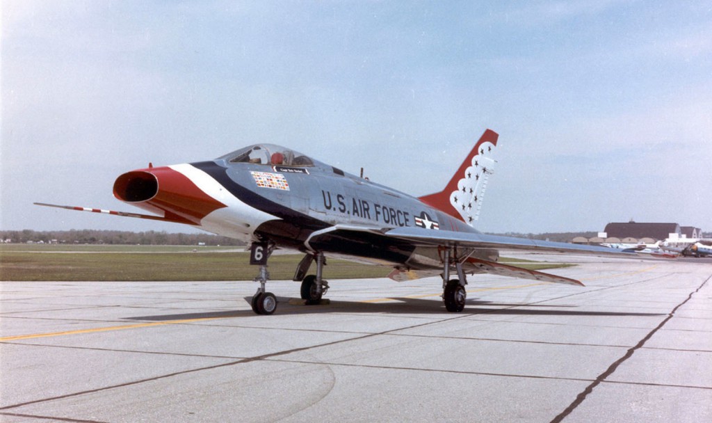 North_American_F-100D_Super_Sabre_USAF
