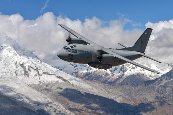 Storie: Il C-27 Spartan vola in alto in Perù
