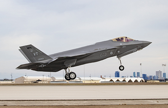 F-35: Lockheed Martin consegna il 500° velivolo e la flotta supera le 250.000 ore di volo