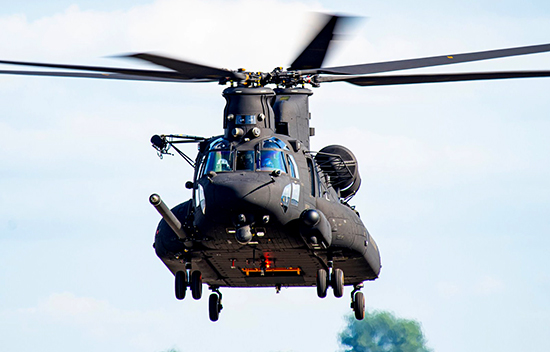 Boeing consegna al U.S. Special Operations Command il primo elicottero MH-47G Chinook block II