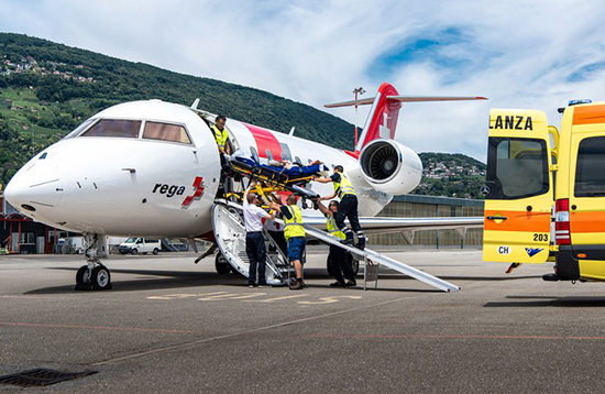 I tre jet Rega del tipo Challenger 650 saranno riverniciati tra settembre 2020 e marzo 2021, se necessario potrà impiegare un jet delle Forze aeree svizzere per i voli di rimpatrio.