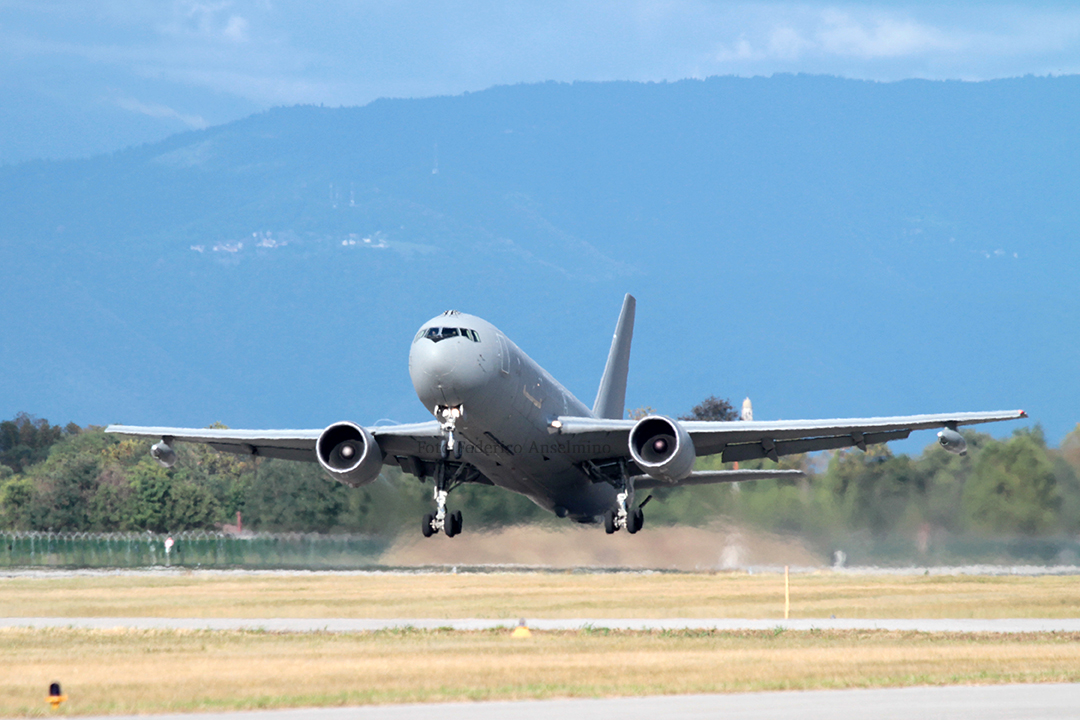 Il KC-767 dell’Aeronautica Militare a Rivolto